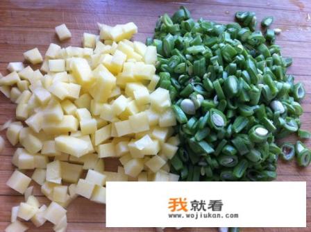 干煸豆角炒土豆怎么做好吃？