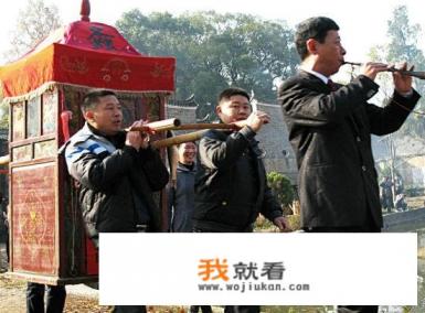 在中国古代是怎么称呼父亲、母亲的? 在中国古代是怎么称呼父亲、母亲的?