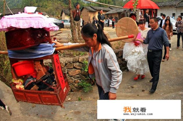 在中国古代是怎么称呼父亲、母亲的? 在中国古代是怎么称呼父亲、母亲的?