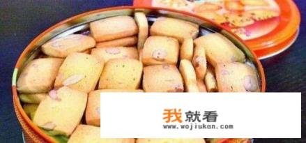 去澳门有什么手信可以买，哪里有好东西吃？