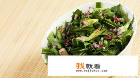 凉拌黑木耳怎么做? 凉拌黑木耳怎么做?