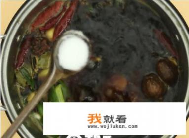 卤鸡爪的做法? 卤鸡爪的做法?