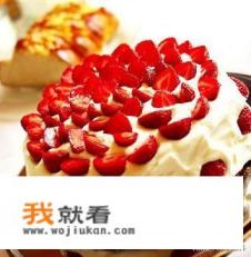 做蛋糕用什么奶油好吃呢? 做蛋糕用什么奶油好吃呢?