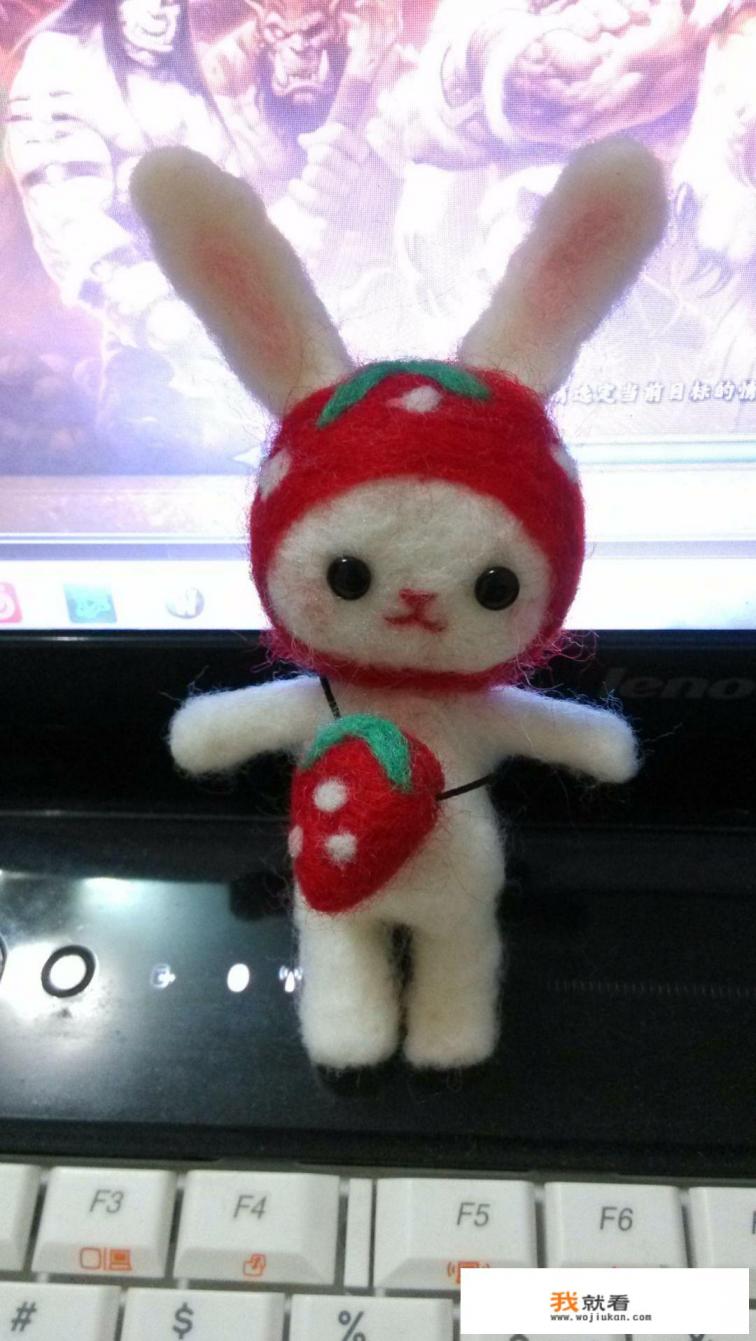 有哪些简单的自制手工艺啊,比如陶,超轻粘土,自制饰品之类的? 有哪些简单的自制手工艺啊,比如陶,超轻粘土,自制饰品之类的?