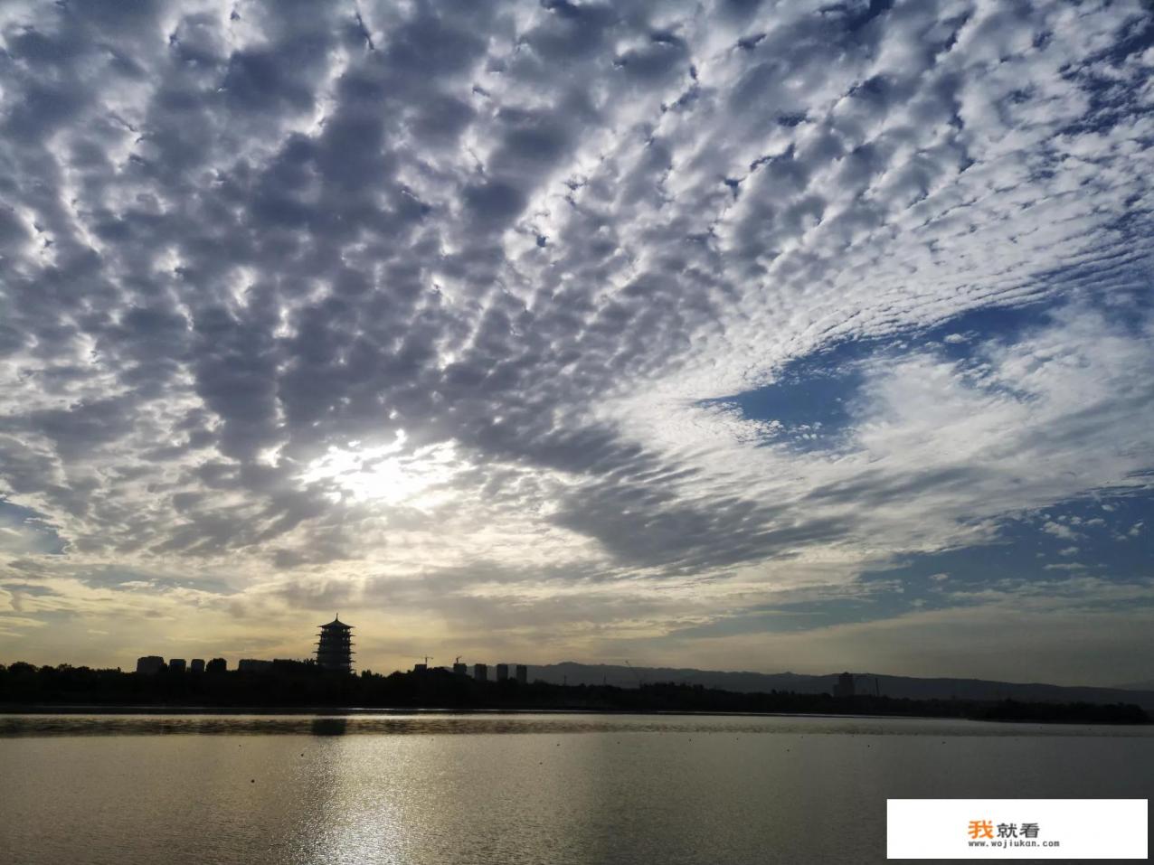 你看到过“地震云”样子的云彩吗? 你看到过“地震云”样子的云彩吗?