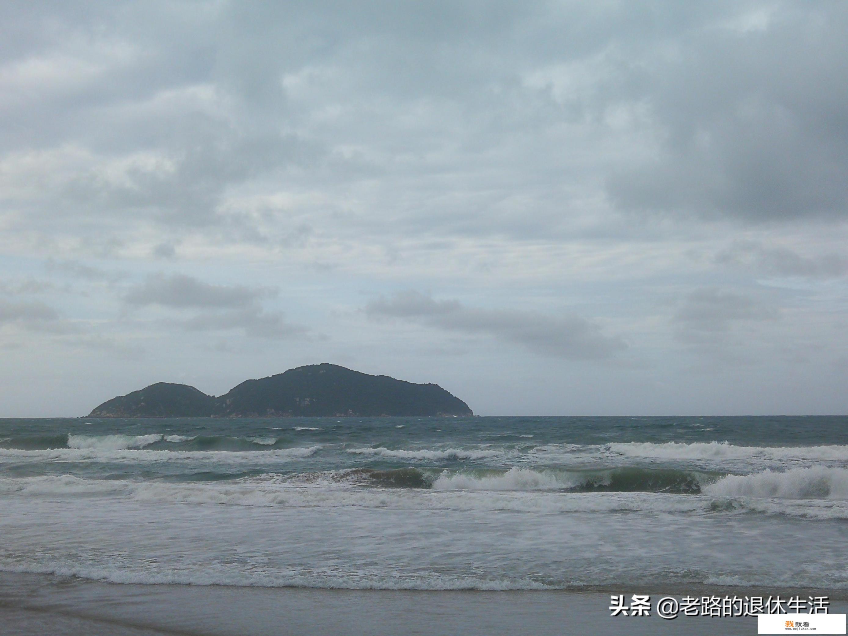 月底想去三亚，天气预报显示未来一个月会连续下雨，还能去吗？