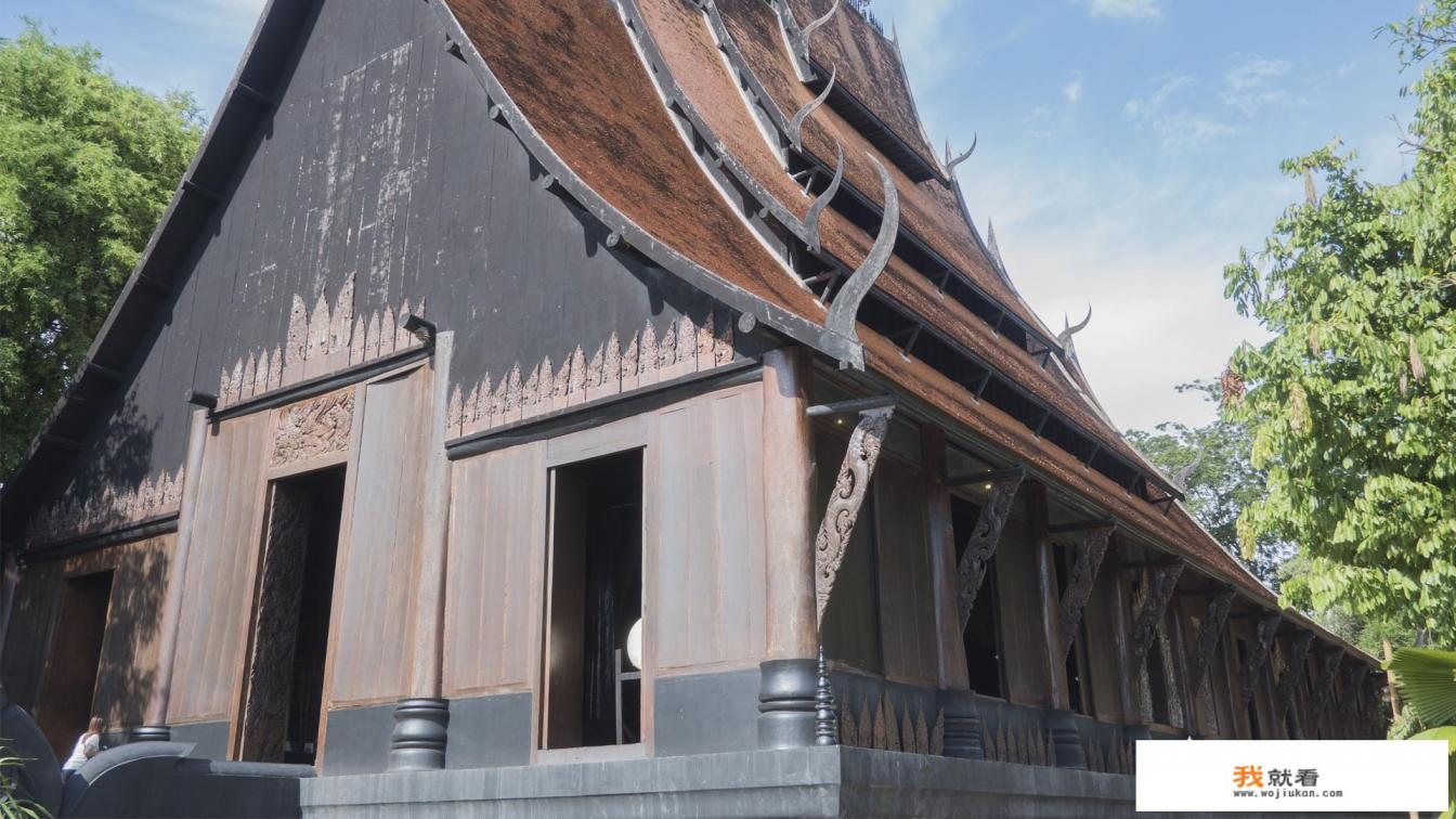 在清迈旅游时，如何合理安排古城的周边路线？