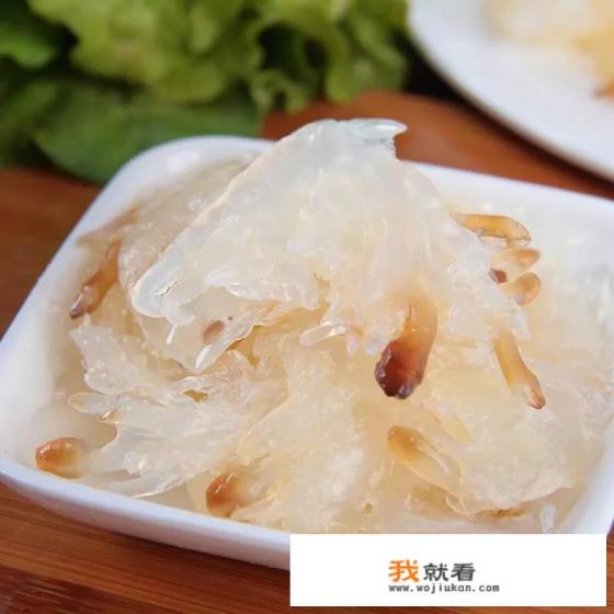 人工养的水母有毒吗,可以碰吗? 人工养的水母有毒吗,可以碰吗?