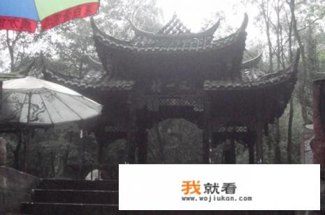 成都出发去青城山和都江堰游玩，一天时间够吗？有什么推荐的景点？