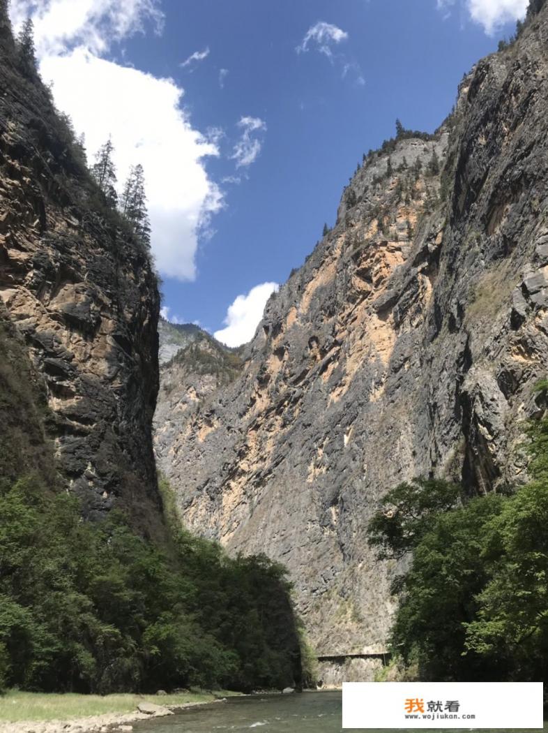 香格里拉的普达措国家公园适宜冬天游玩吗? 香格里拉的普达措国家公园适宜冬天游玩吗?