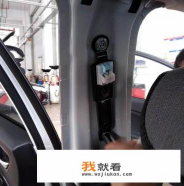 汽车怎么换内饰? 汽车怎么换内饰?