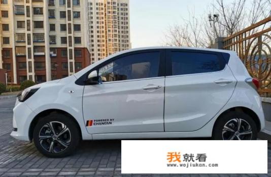 开一辆小汽车,一年的费用大概是多少? 开一辆小汽车,一年的费用大概是多少?