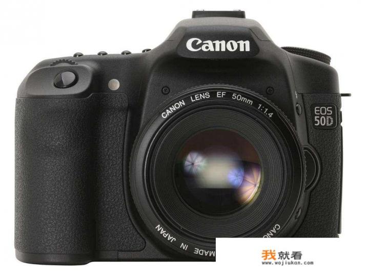 玩单反是一定会“穷三代”么?你如何看待理性购置器材? 玩单反是一定会“穷三代”么?你如何看待理性购置器材?