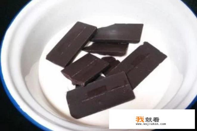 爱心巧克力怎么做,详细? 爱心巧克力怎么做,详细?