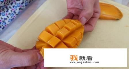 整个芒果切花做法? 整个芒果切花做法?