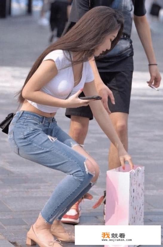 盘点街拍美女如何穿搭提高回头率? 盘点街拍美女如何穿搭提高回头率?