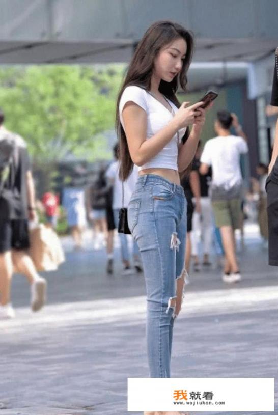 盘点街拍美女如何穿搭提高回头率? 盘点街拍美女如何穿搭提高回头率?