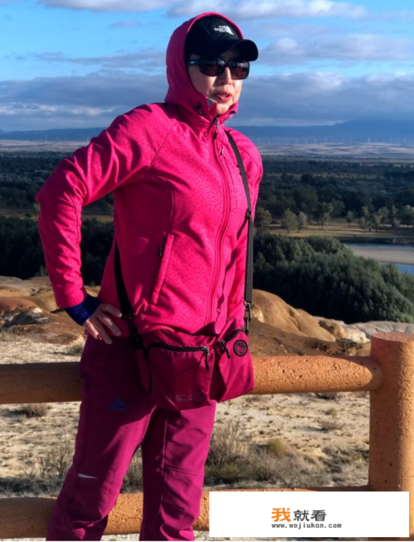 五彩滩怎么玩？