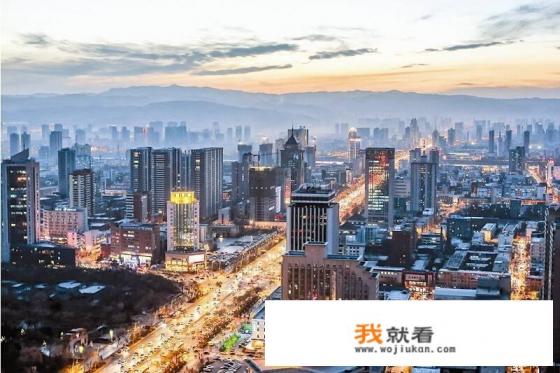 北京离青海有多远？