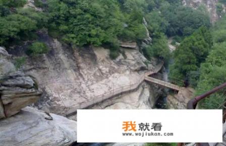 龙庆峡和清凉谷哪个好玩？