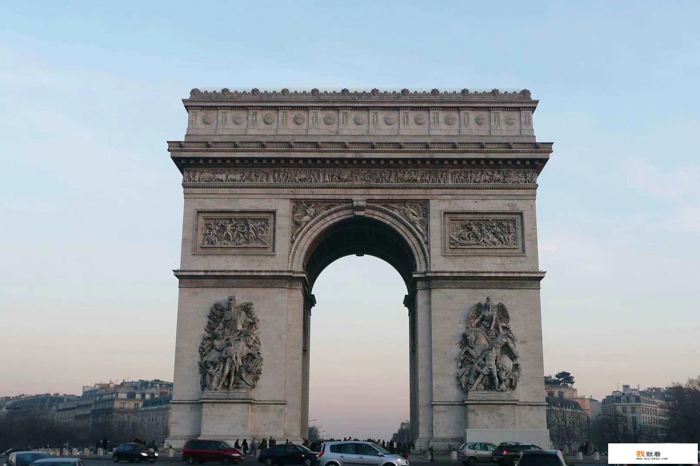 凯旋门哪位皇帝在位时建的？