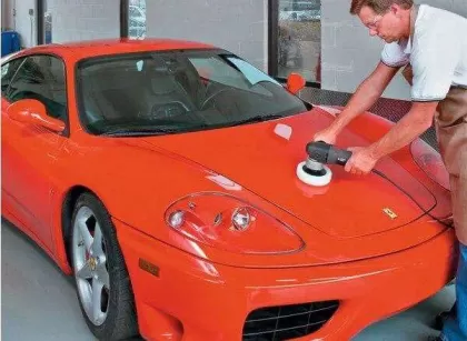 汽车打蜡的步骤？
