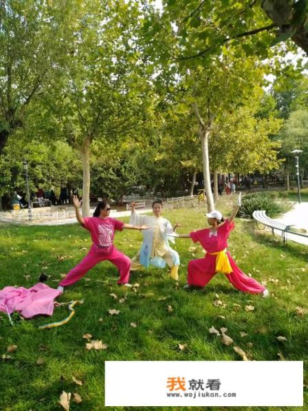 如何评价许嵩的《摄影艺术》？