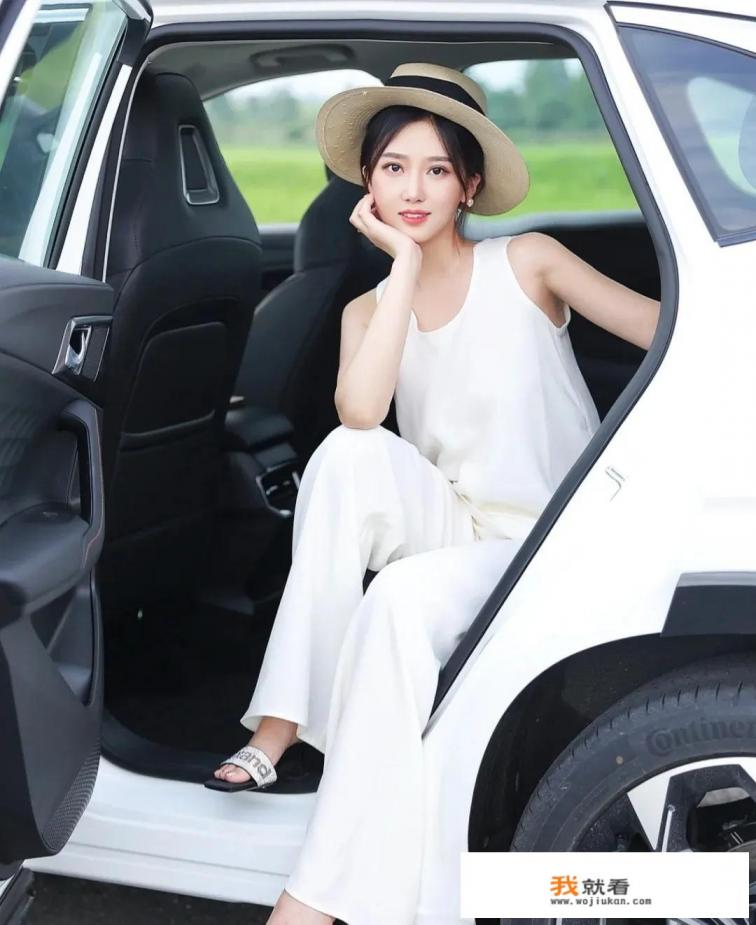 香车配美女下联？