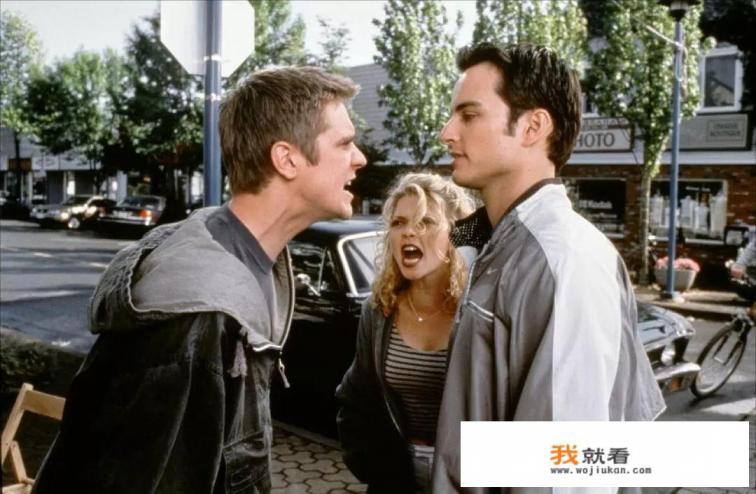 大家会在吃饭的时候观看《死神来了》系列电影吗？