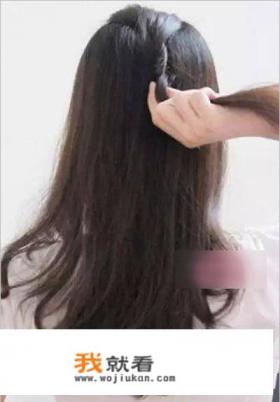 怎样盘空姐发型?图片? 怎样盘空姐发型?图片?