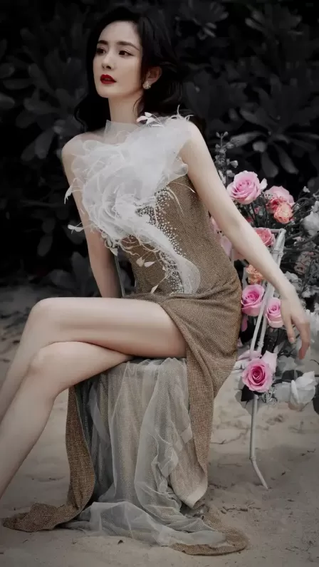 ps怎样把衣服披下来? ps怎样把衣服披下来?