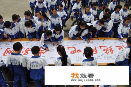 求主角带着游戏系统穿越重生的小说!和武侠动漫同人小说!还有网游小说? 求主角带着游戏系统穿越重生的小说!和武侠动漫同人小说!还有网游小说?