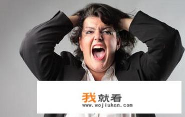 你在打游戏,关键时刻你女朋友拔了电源线,接下来你会怎么做? 你在打游戏,关键时刻你女朋友拔了电源线,接下来你会怎么做?