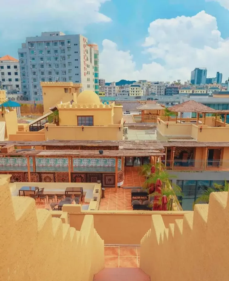 大漠幻城拍照穿什么颜色衣服? 大漠幻城拍照穿什么颜色衣服?