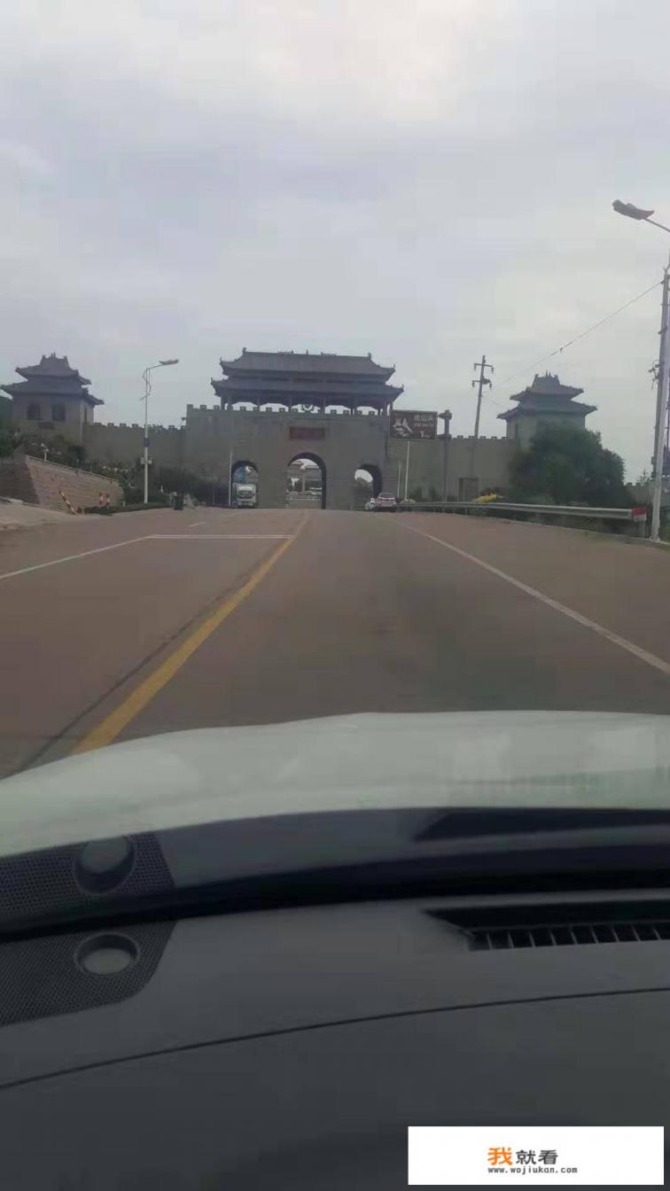 青岛和威海哪个更适合穷游？