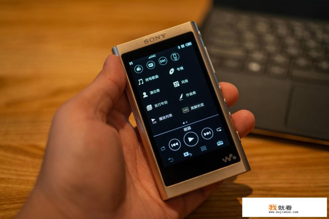 各位摄影大湿都进来,索尼的A55到底怎么样? 各位摄影大湿都进来,索尼的A55到底怎么样?