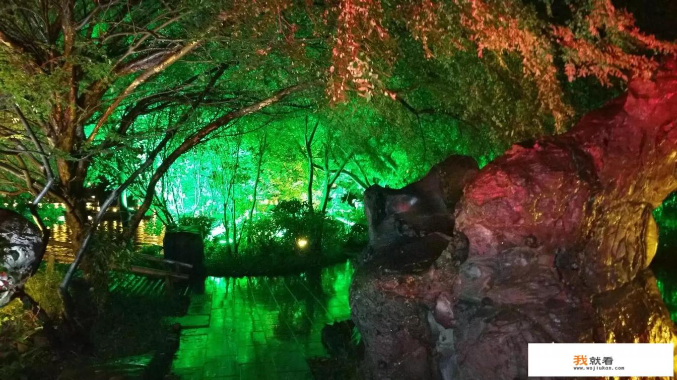 两江四湖停车攻略？