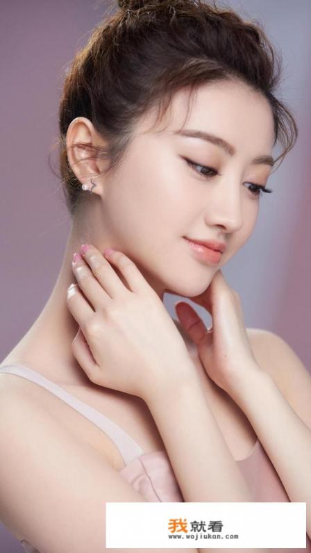 爱情有爱才有情是什么歌？