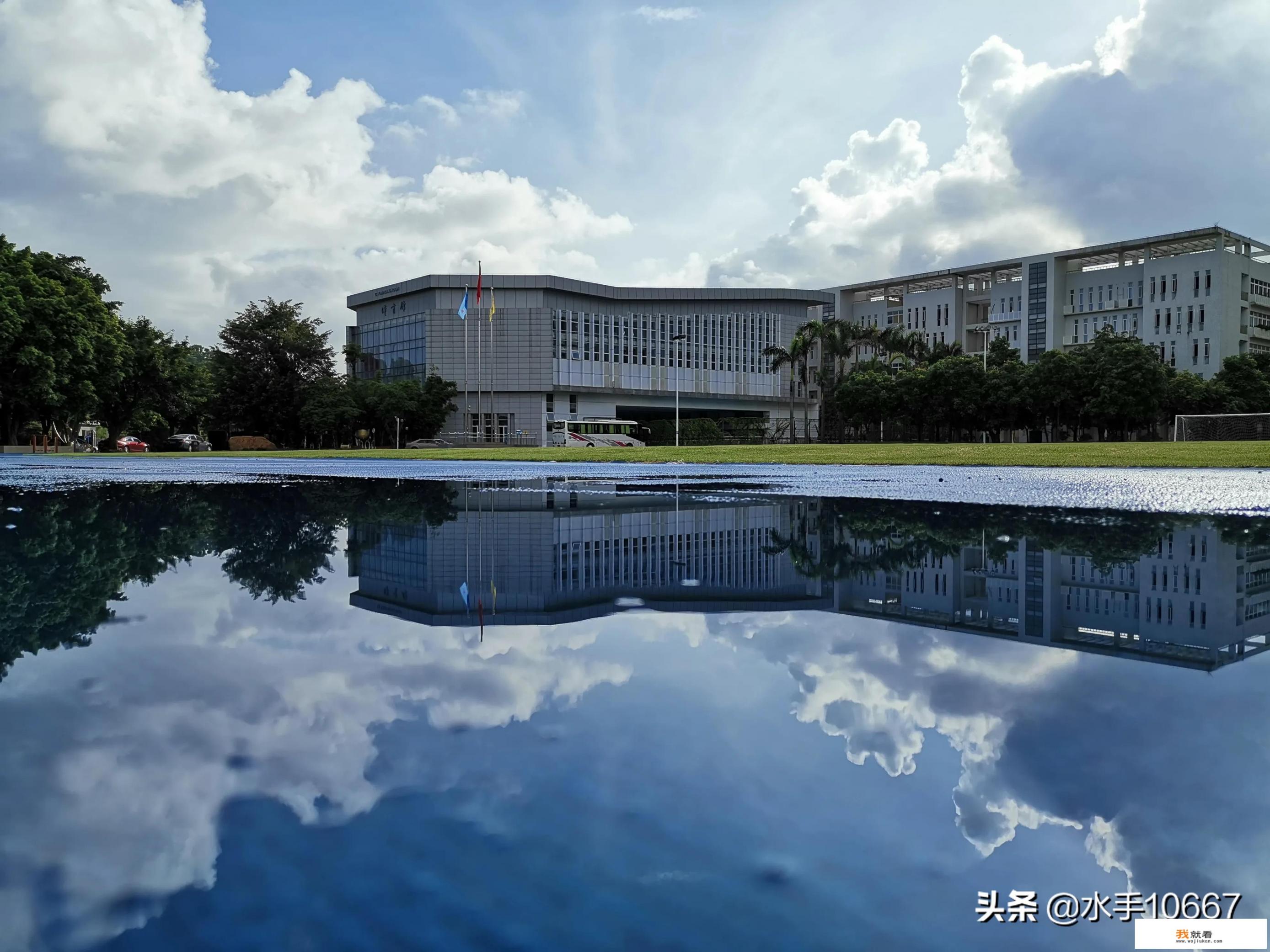 水印相机怎样加天气？