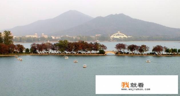 南京玄武湖公园面积？