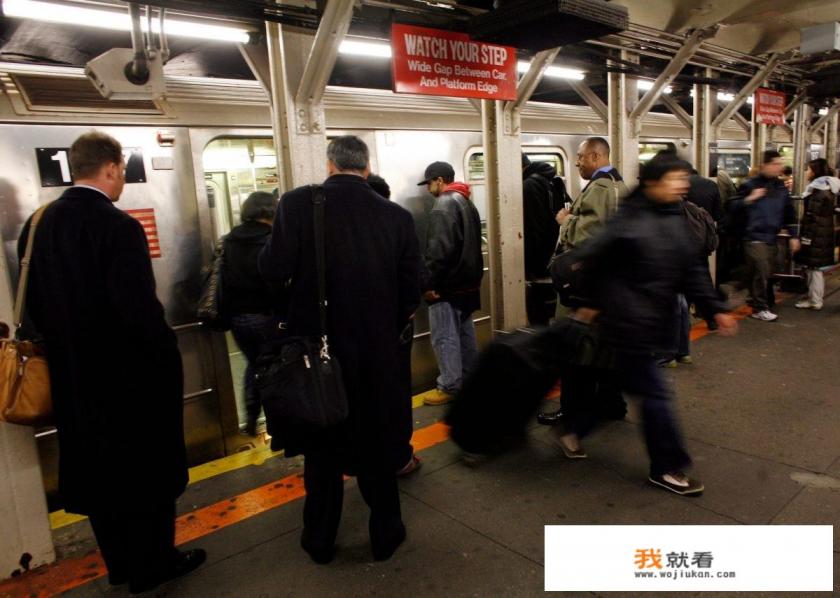 cctv5篮球直播主持人都有谁？