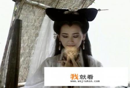 小时候看新白娘子传奇的时候一直有一个疑问，有老白娘子传奇吗？