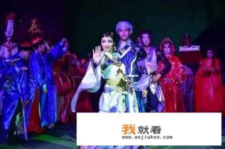 万圣节欢乐谷、世界之窗和锦绣中华的夜场是哪个好玩点呢？