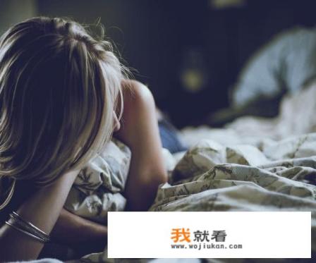 失眠发自拍配朋友圈的句子？