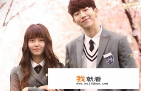 谁看了韩剧《学校2015》，剧情讲的什么？我看了第一集，李菲恩不是失踪了吗？怎么又出现在学校？