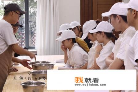 面包的原料都有什么？为什么我的面包做出来像饼？