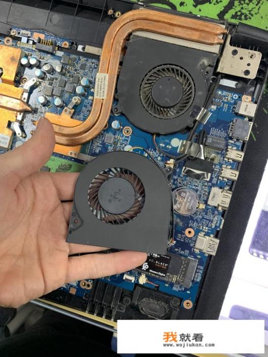 电脑玩游戏越玩越卡怎么解决？