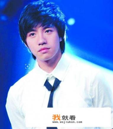 2010年天天向上是星期几的几点播出? 2010年天天向上是星期几的几点播出?