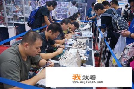 求一款以前在游戏厅里面玩的游戏，可以多个人合作通关的？