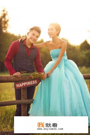 这首歌叫什么啊?嘿呦.就是你.请靠近我怀里.别假装不在意.你明明动了心? 这首歌叫什么啊?嘿呦.就是你.请靠近我怀里.别假装不在意.你明明动了心?